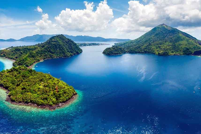 Pulau-Banda-Maluku---Liveaboard-in-Indonesia-Koonam