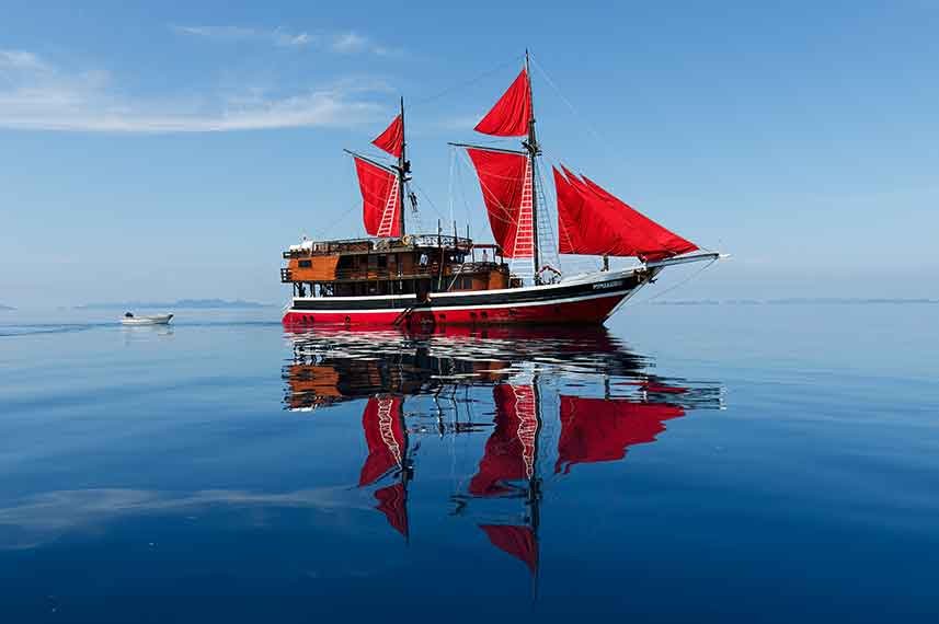 La-Galigo-Liveaboard-Indonesia-Koonam-p