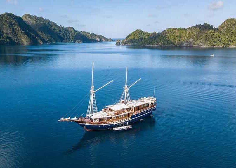 Aurora-Liveaboard-Indonesia-Koonam-n