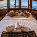 Samambaia-Liveaboard-Indonesia-Koonam-Luxury-Master-Cabin-b
