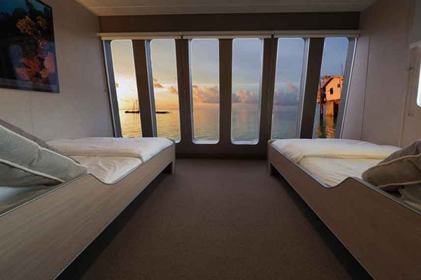 Solitude-Liveaboard-Indonesia-Koonam-Deluxe-Cabins-a