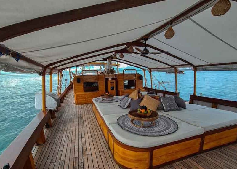 Anne-Bonny-Liveaboard-Indonesia-Koonam-h