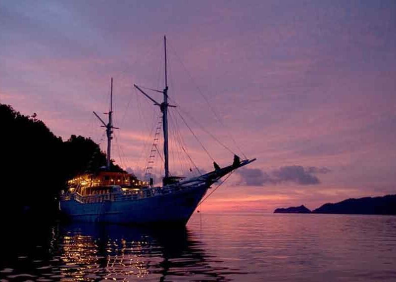 Pindito-Liveaboard-Indonesia-Koonam-a