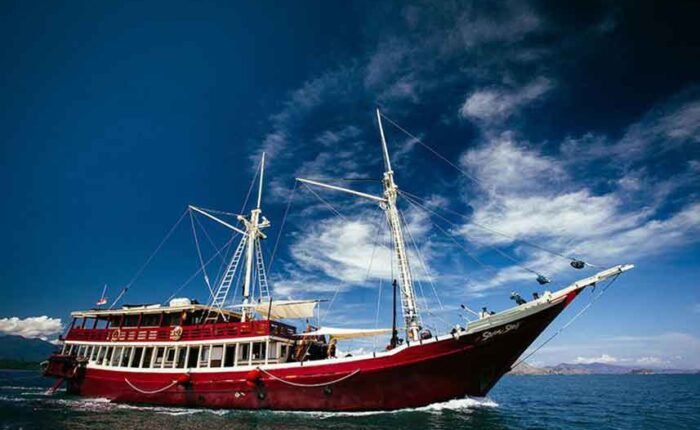 Seven-Seas-Liveaboard-Indonesia-Koonam-c
