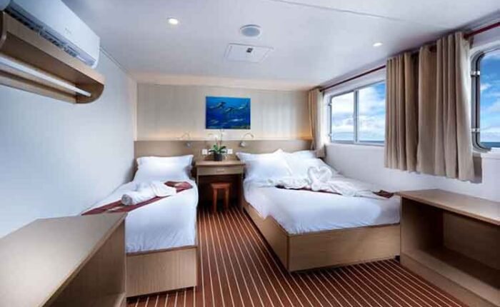 White-Manta-Upper-Deck-Cabins-Liveaboard-Indonesia-Koonam-c