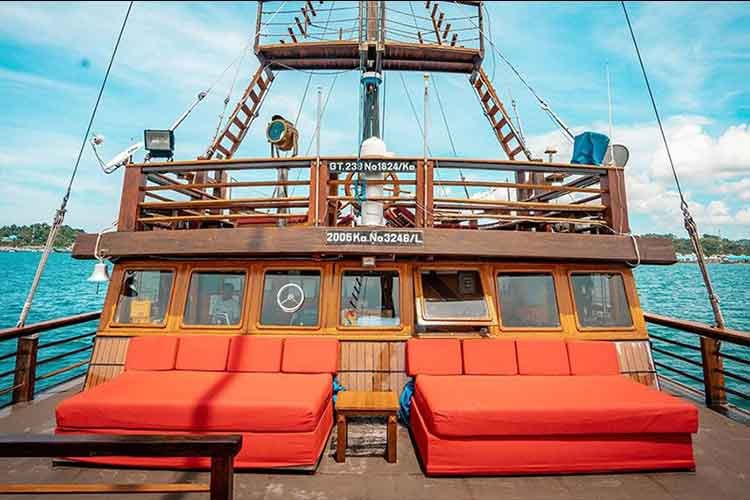 Sea-Safari-VIII-Liveaboard-Indonesia-Koonam-i