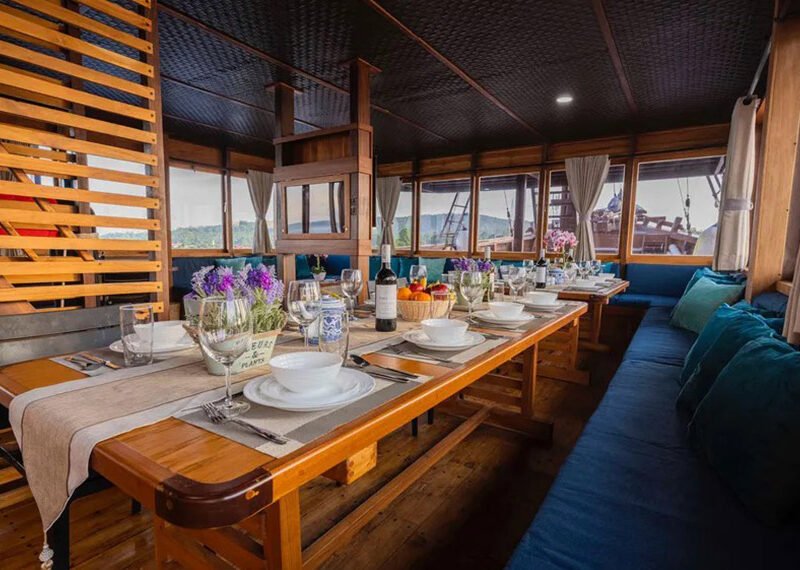 Neptune-One-Liveaboard-Indonesia-Koonam-p