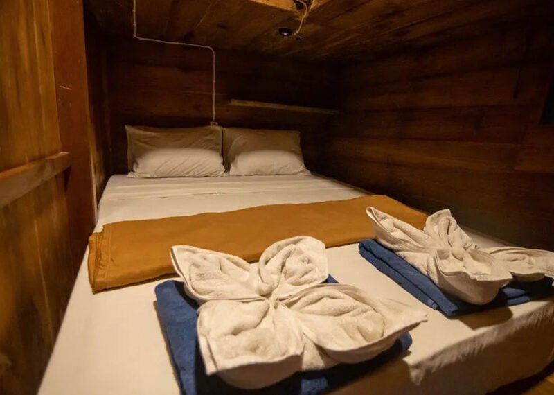 Shenron-Liveaboard-Indonesia-Koonam-Double-Cabins-h
