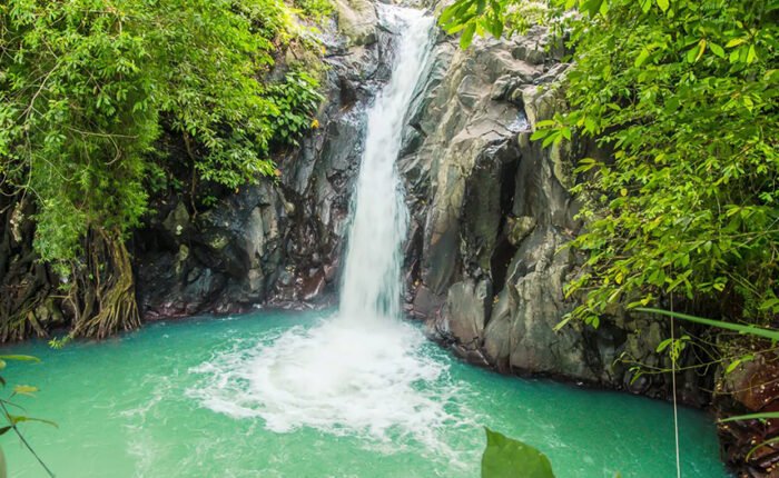 Bali-waterfall-tour-Koonam-b